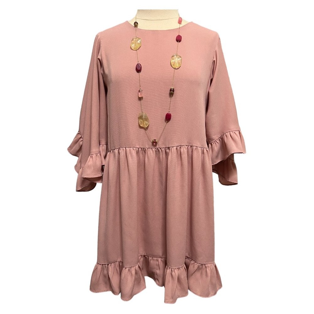 Short pink ruffled dress